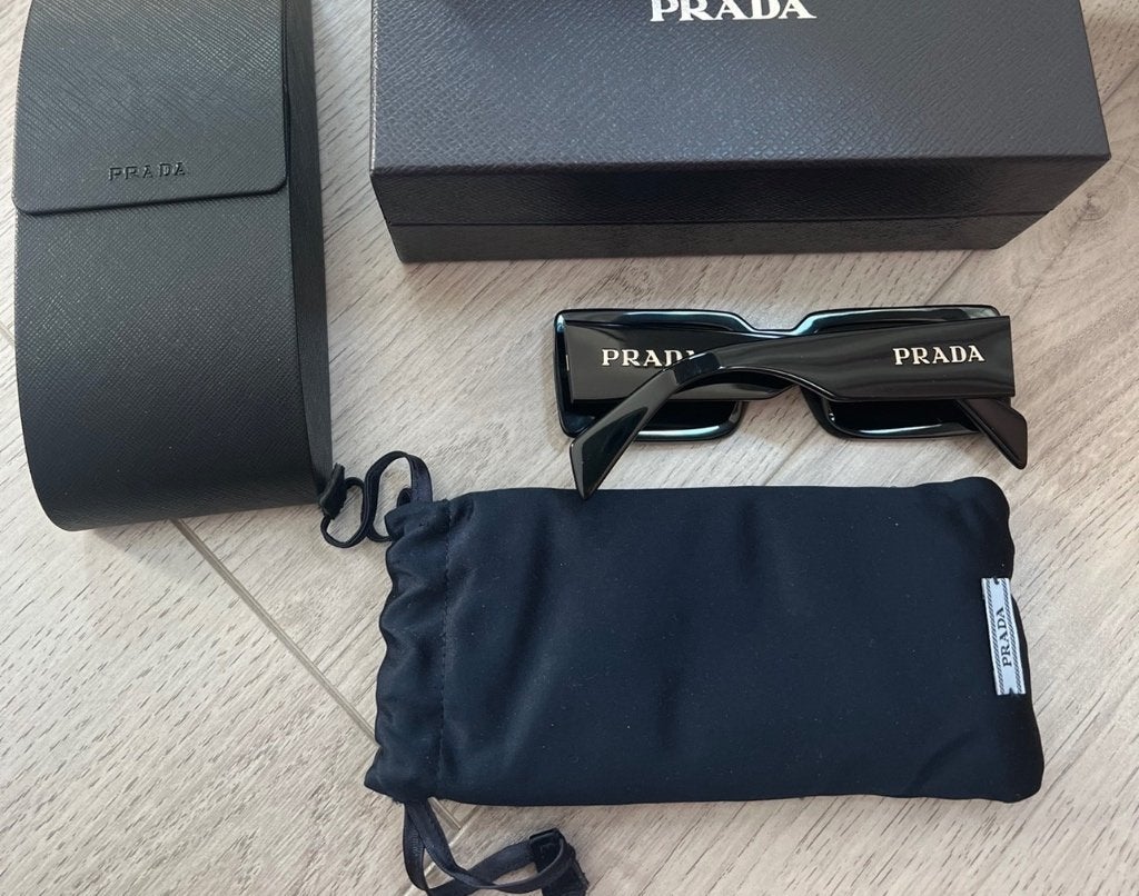 Prada zonnebril, Zonnebril, Prada, Zwart, Ophalen of Verzenden