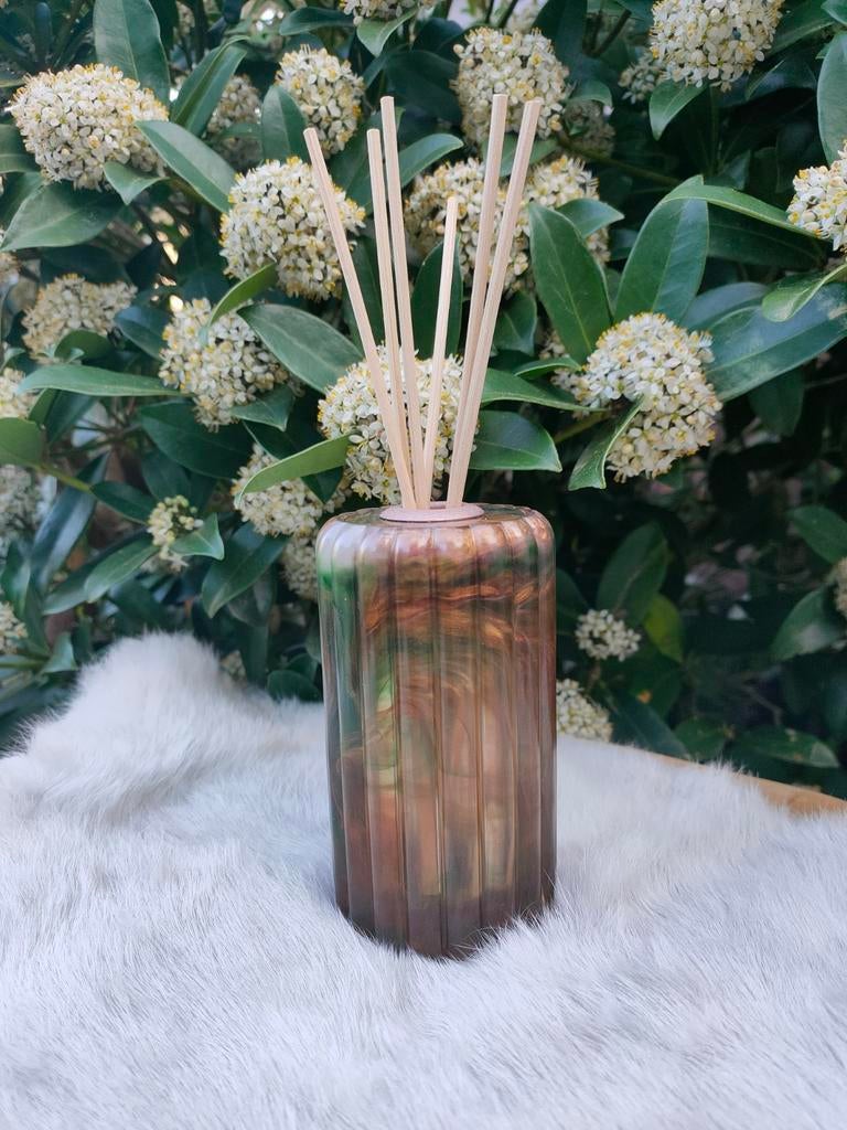 Unieke Geurdiffuser met Houten Stokjes - Groen/Bruin, Meerkleurig, Ophalen of Verzenden, Zo goed als nieuw, Modern