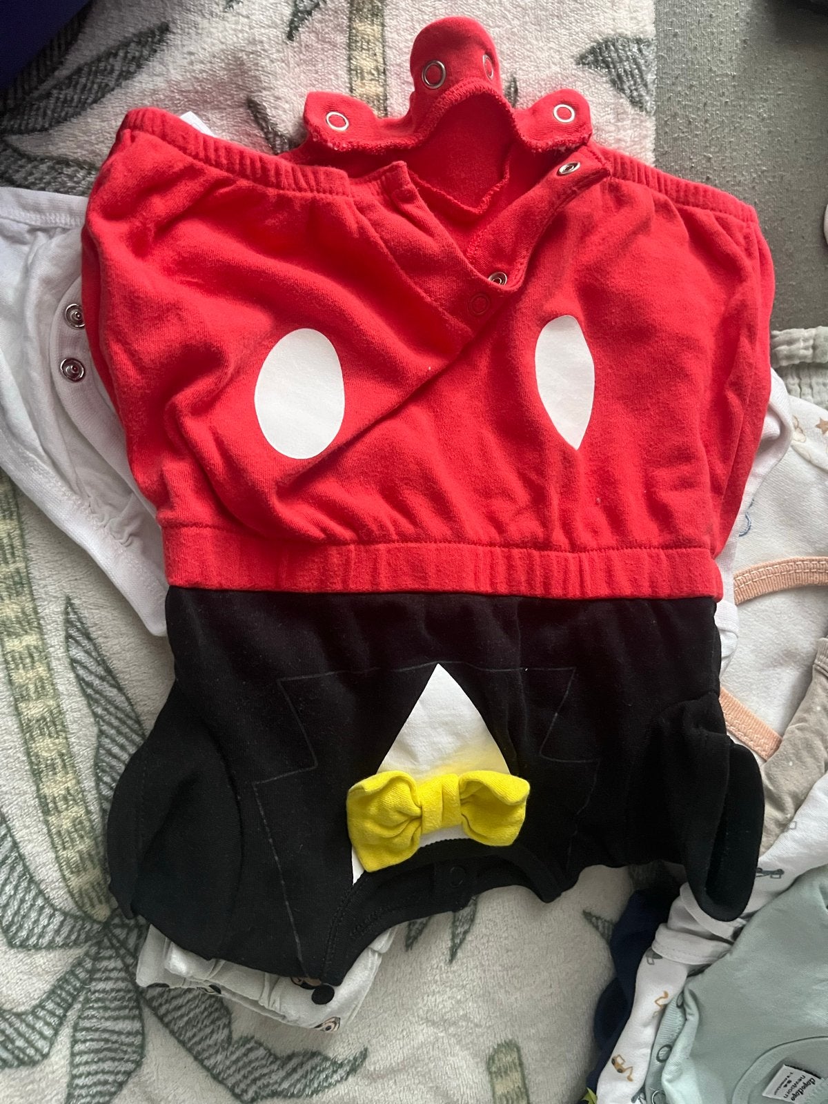 Gratis baby kleding (jongen), Kinderen en Baby's, Babykleding | Baby-kledingpakketten, Ophalen of Verzenden, Zo goed als nieuw
