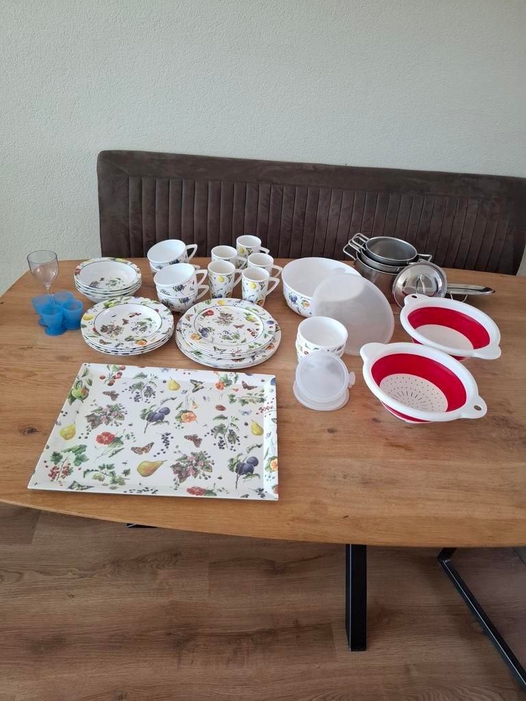 Campingservies Janneke Brinkman, Caravans en Kamperen, Kampeeraccessoires, Ophalen of Verzenden, Zo goed als nieuw