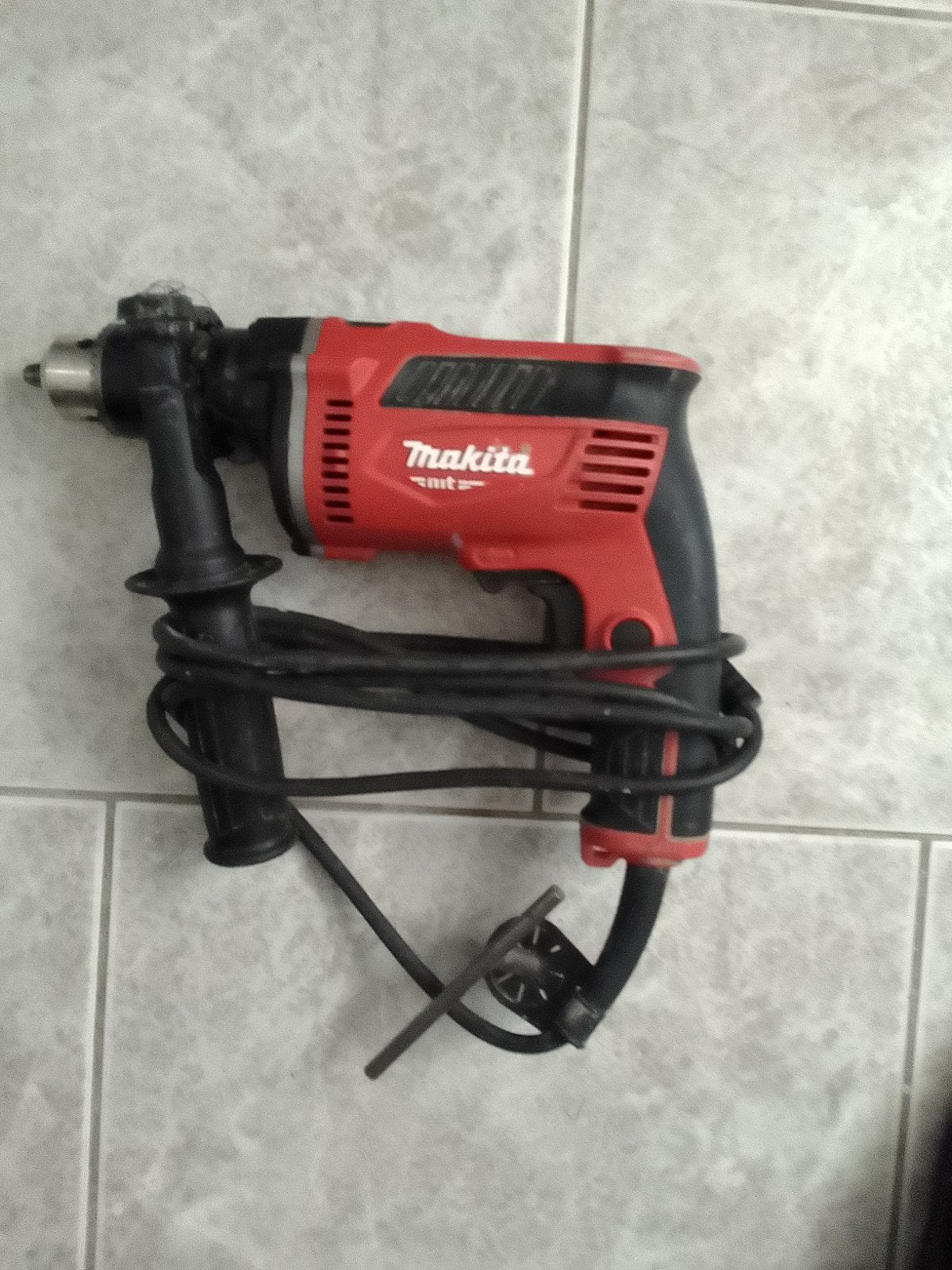 Makita m8108, Doe-het-zelf en Verbouw, Ophalen, Gebruikt, Boormachine
