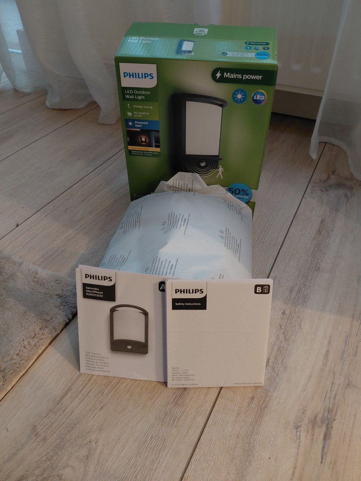 Nieuwe Philips LED Buitenwandlamp met Sensor en Handleiding, Met sensor, Kunststof, Zwart, Philips