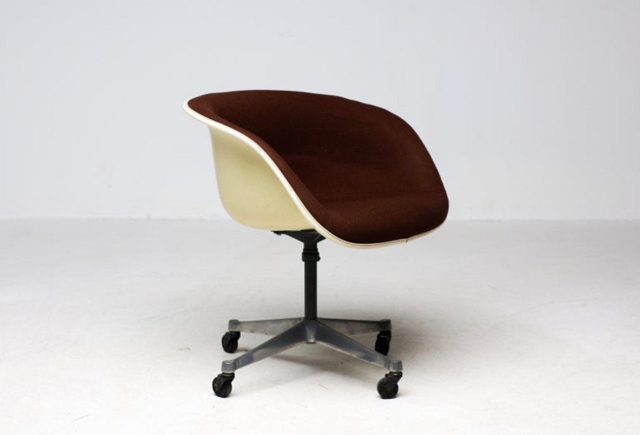 Charles & Ray Eames La Fonda Chair Herman Miller, -, -, Ophalen of Verzenden, Zo goed als nieuw