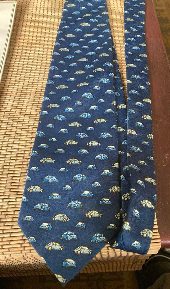 Stropdas met Volkswagen Kever/Beetle, Kleding | Heren, Stropdassen, Ophalen of Verzenden, Zo goed als nieuw, Blauw, Met patroon
