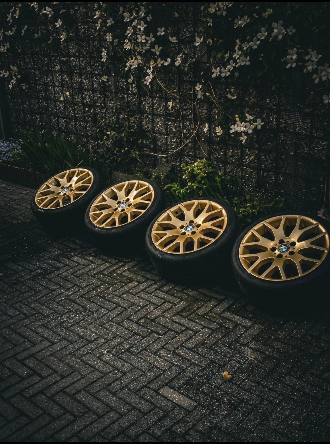 Uniek setje 19 inch velgen met nieuwe banden 235/35/19 ET48, Auto-onderdelen, Banden en Velgen, 19 inch, Gebruikt, Banden en Velgen