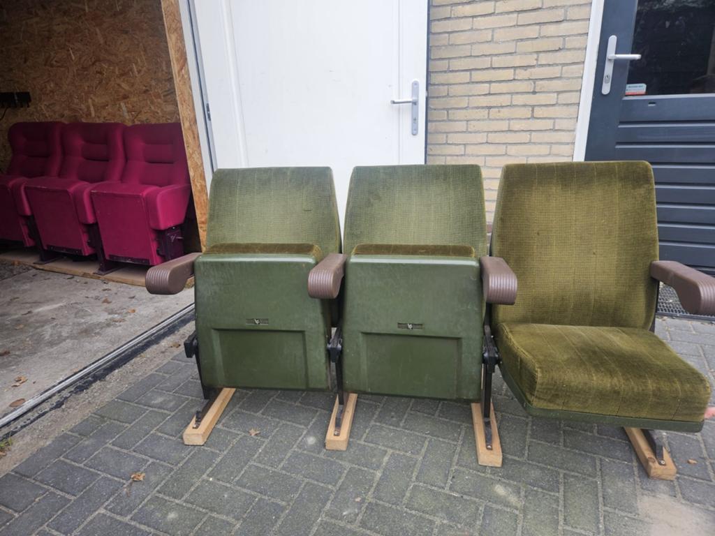 Vintage bioscoopstoelen - set van 3, Ophalen