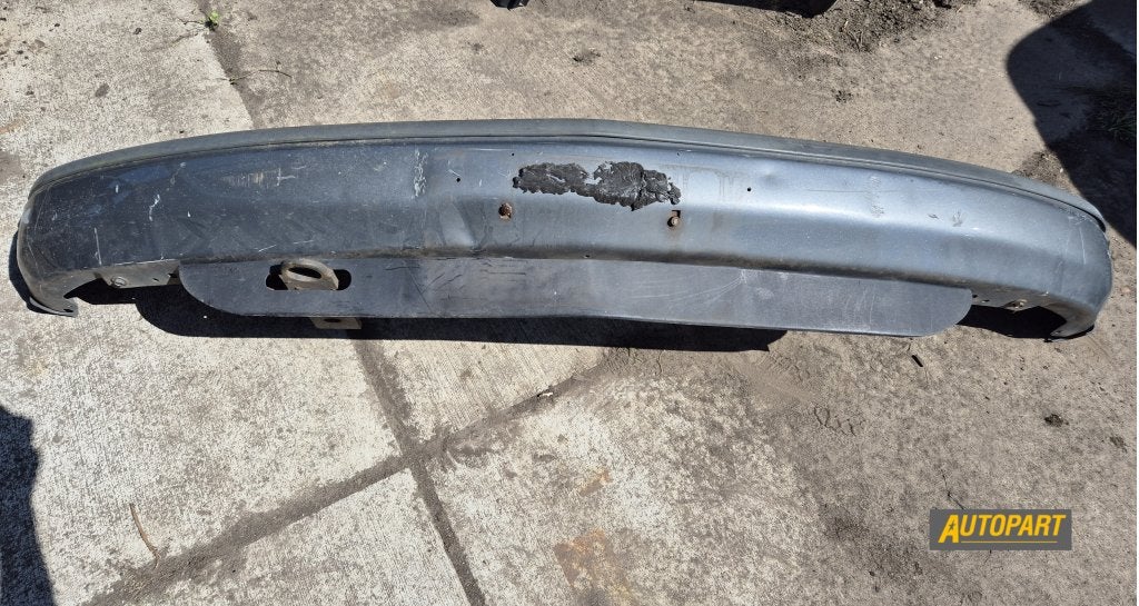 Chevrolet Express voorbumper 1996-2002, Gebruikt, Info@gm.com, Ophalen of Verzenden, P.O. BOX 33170 Detroit, MI 48232-5170