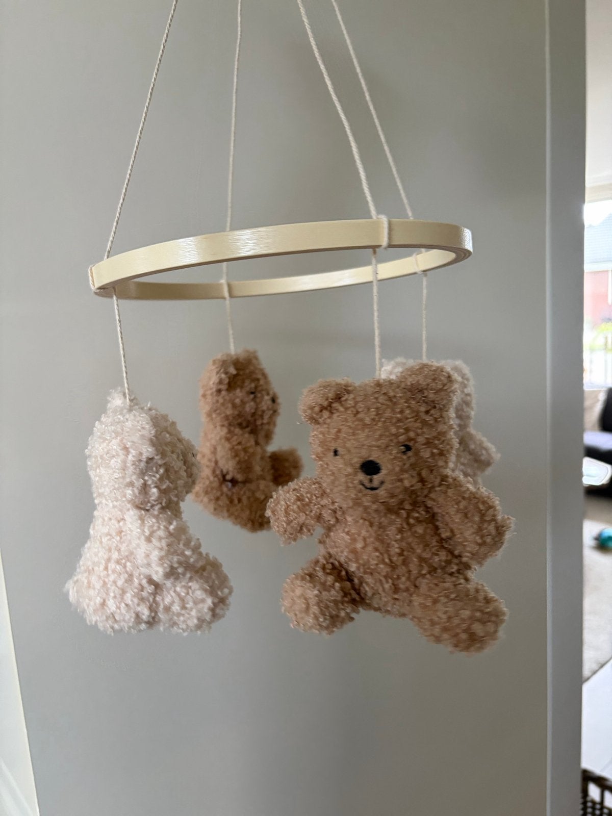 Jollein babymobiel met schattige beertjes, Ophalen, Zo goed als nieuw, Mobiel