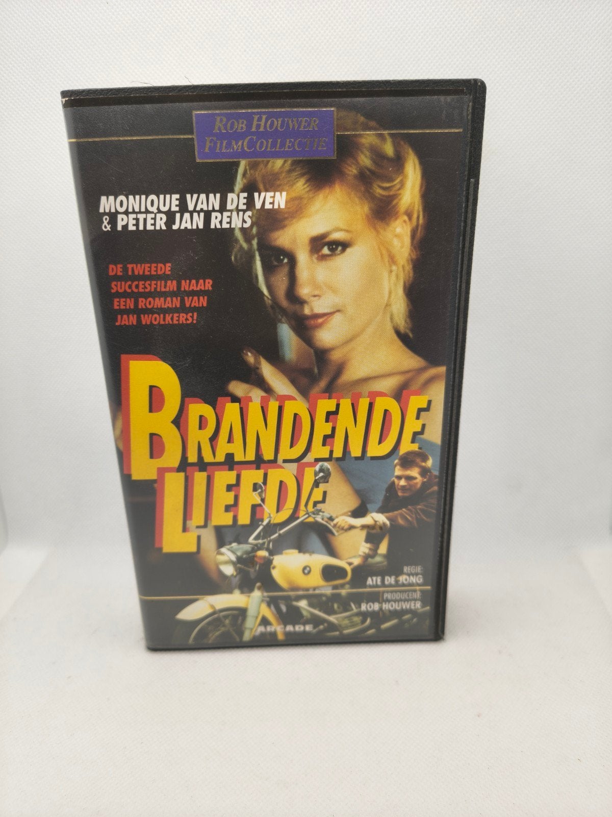 Brandende liefde VHS, Alle leeftijden, Ophalen of Verzenden, Zo goed als nieuw, Actie en Avontuur