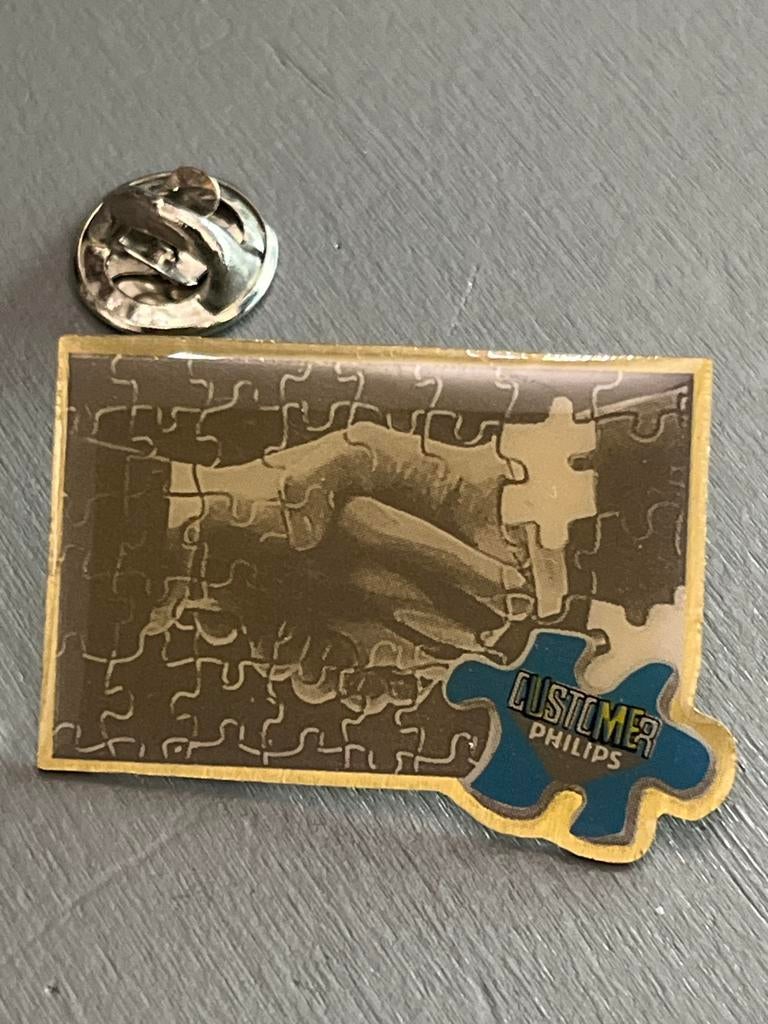 Vintage Philips Customer Pin - Zeldzaam Verzamelobject, Gebruikt, Ophalen of Verzenden, Nvt, Nvt