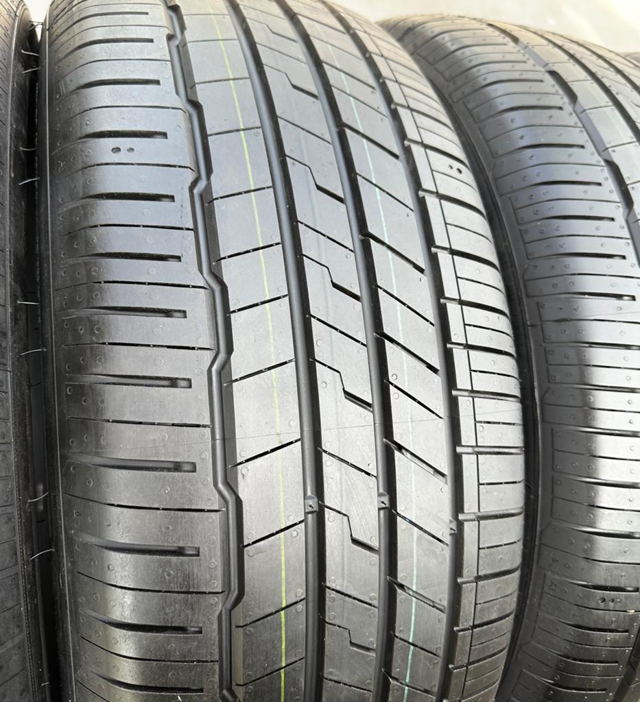 4 Stuks Hankook 235 55 19 Zomerbanden Inclusief Montage, 19 inch, Hankook, Nieuw, Ophalen of Verzenden