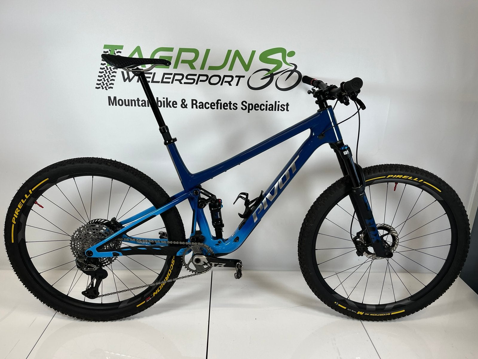Demo nieuwste Pivot Mach 4 SL compleet Shimano XTR Di2 12sp, Fietsen en Brommers, Pivot, Nieuw, Pivot, Schijfrem