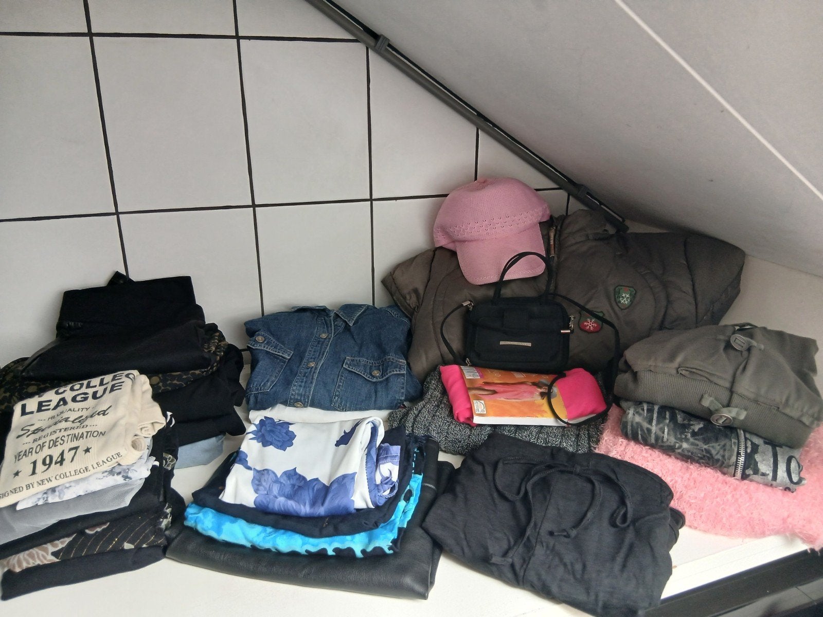 Kledingpakket dames maat L, Ophalen of Verzenden, Zo goed als nieuw, Maat 42/44 (L)