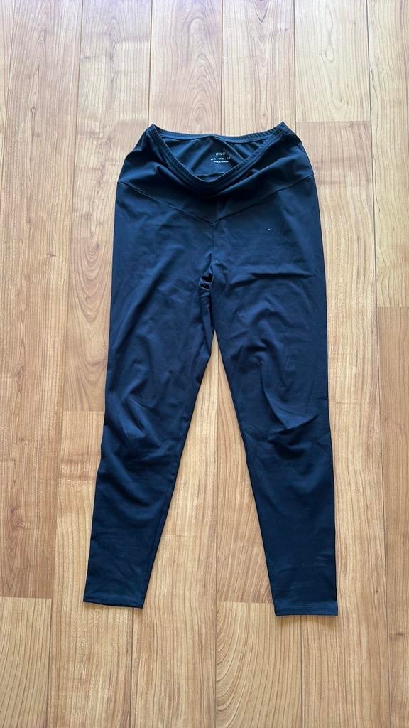 Zwangerschaps sport legging OYSHO maat M zwart, Zwart, Maat 40/42 (M), Zo goed als nieuw, Legging