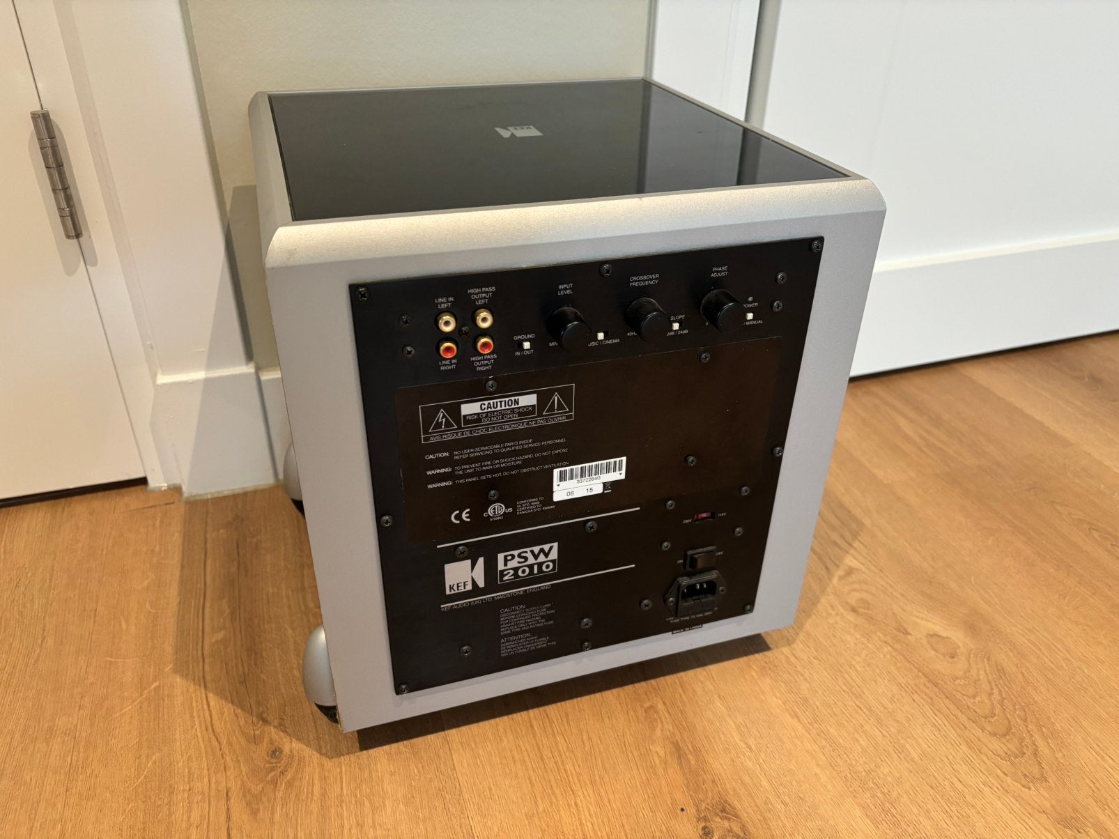 Degelijke KEF PSW2010 subwoofer 250W, Ophalen, Zo goed als nieuw