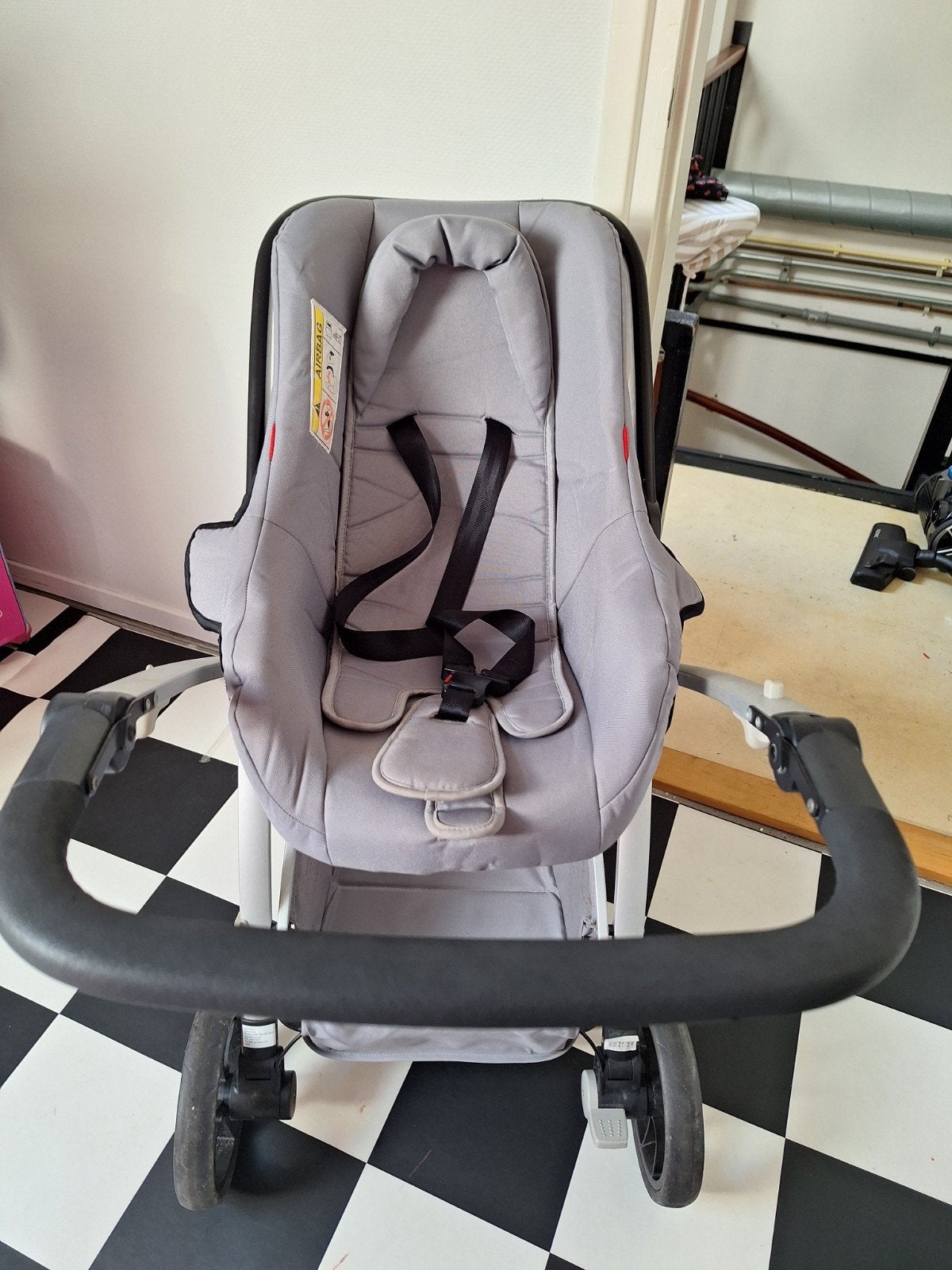 Joolz Day kinderwagen met autostoeltje en reiswieg 3 in 1, Overige merken, Met autostoeltje, Ophalen of Verzenden, Zo goed als nieuw