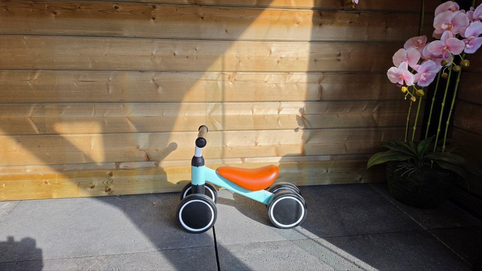 Loopfietsje voor peuters - Mint groen met  bruin zadel, Ophalen, Zo goed als nieuw, Minder dan 16 inch, Onbekend
