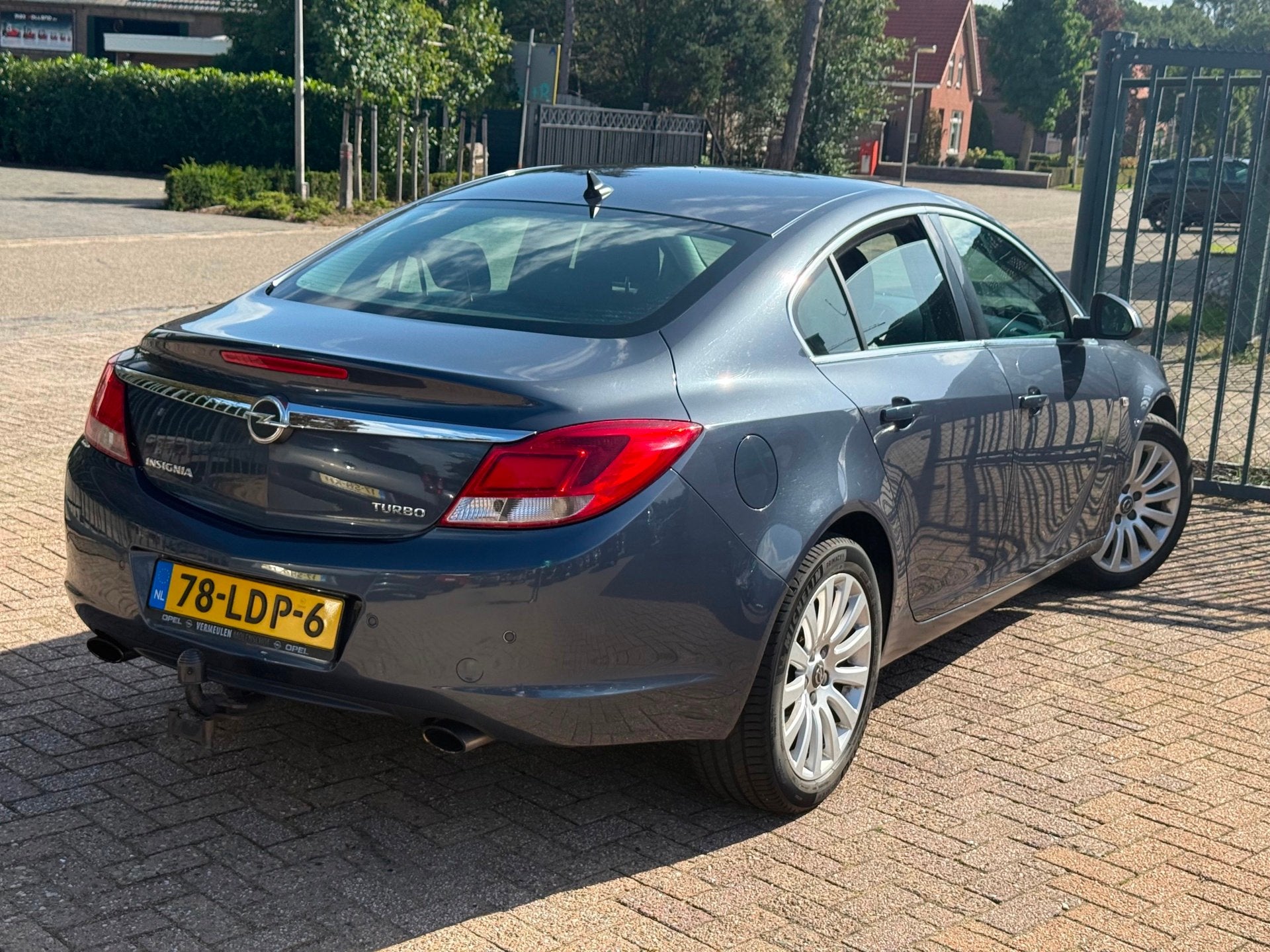 Opel Insignia 1.6 T Edition NAVIGATIE CRUISE APK NAP, Euro 5, Gebruikt, 4 cilinders, Blauw