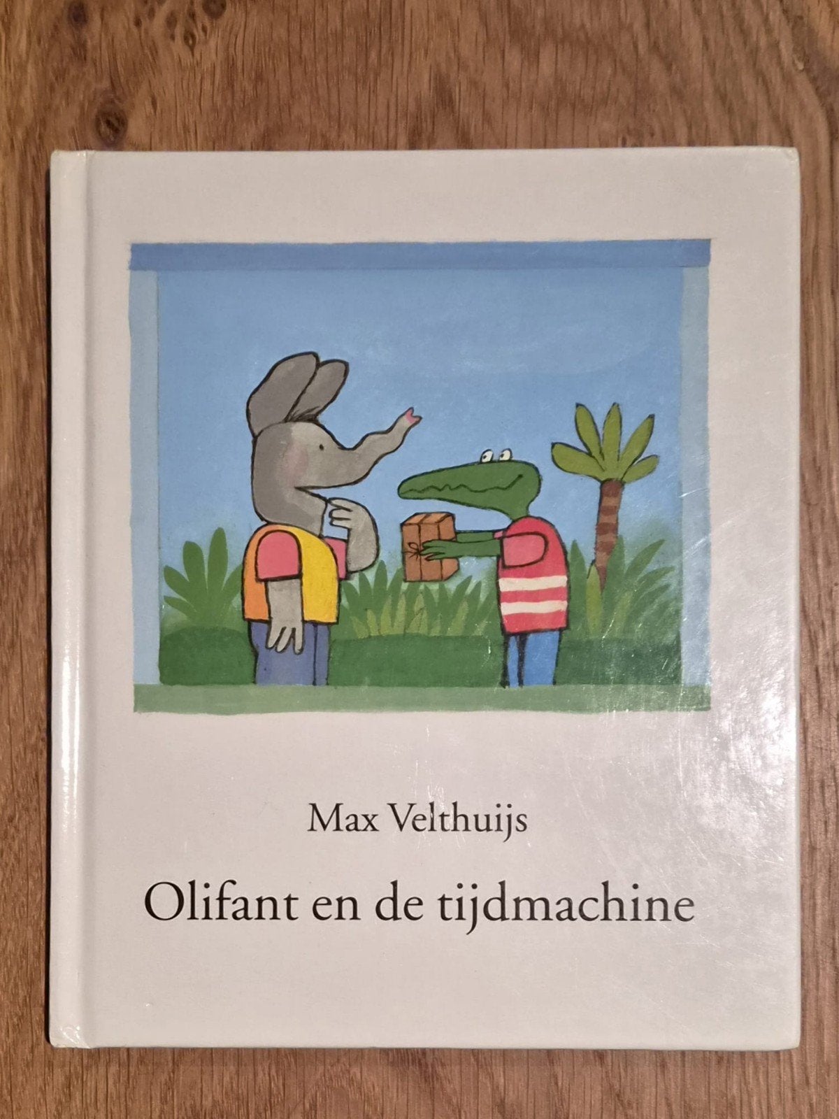 Olifant en de tijdmachine - Max Velthuijs (1997), Ophalen of Verzenden, Zo goed als nieuw, Max Velthuijs, Fictie algemeen
