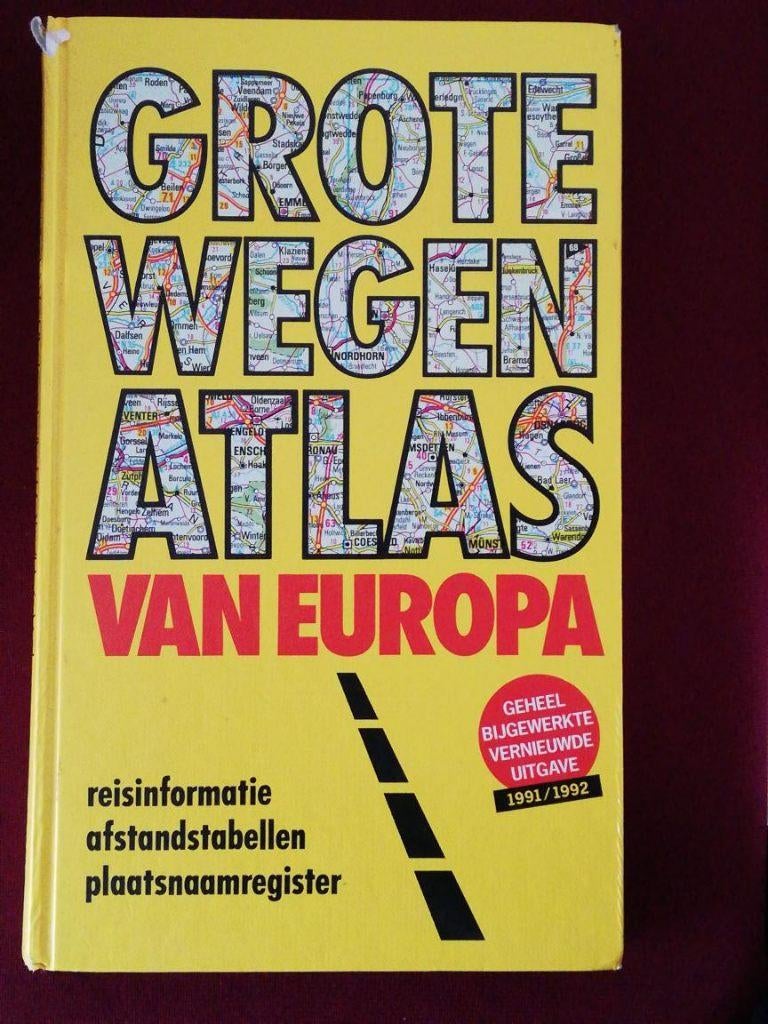 Grote wegenatlas, Boeken, Atlassen en Landkaarten, Gelezen, Overige atlassen, Ophalen of Verzenden, 1800 tot 2000