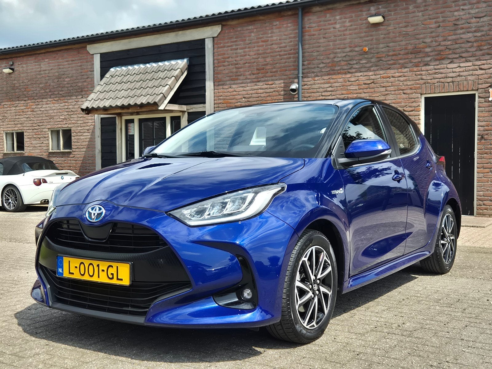 Toyota Yaris 1.5 Hybrid 116pkCVT 2021 Blauw I Trekhaak I PDC, Euro 6, Met garantie (alle), Blauw, 450 kg