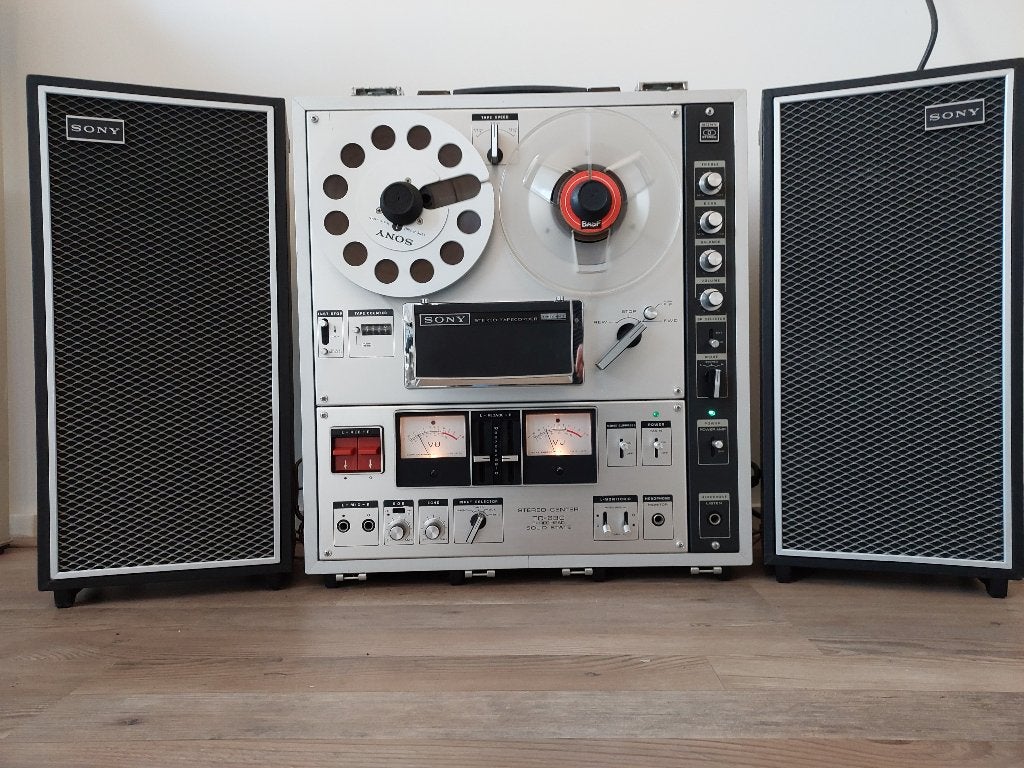 LIJKT WEL NIEUW, MAAR IS 54 JAAR OUD, TOCH IN OPTIMALE STAAT, Audio, Tv en Foto, Ophalen, Bandrecorder