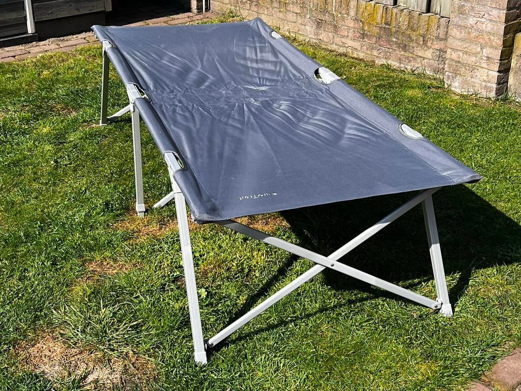 Eurotrail Veldbed Belmont L Grijs-Zwart - Inklapbaar, Ophalen, Zo goed als nieuw, 1-persoons