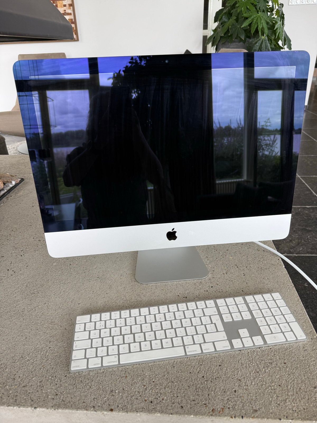 Apple iMac met wireless toetsenbord -, Computers en Software, Apple Desktops, Ophalen, Gebruikt, 8 GB, IMac