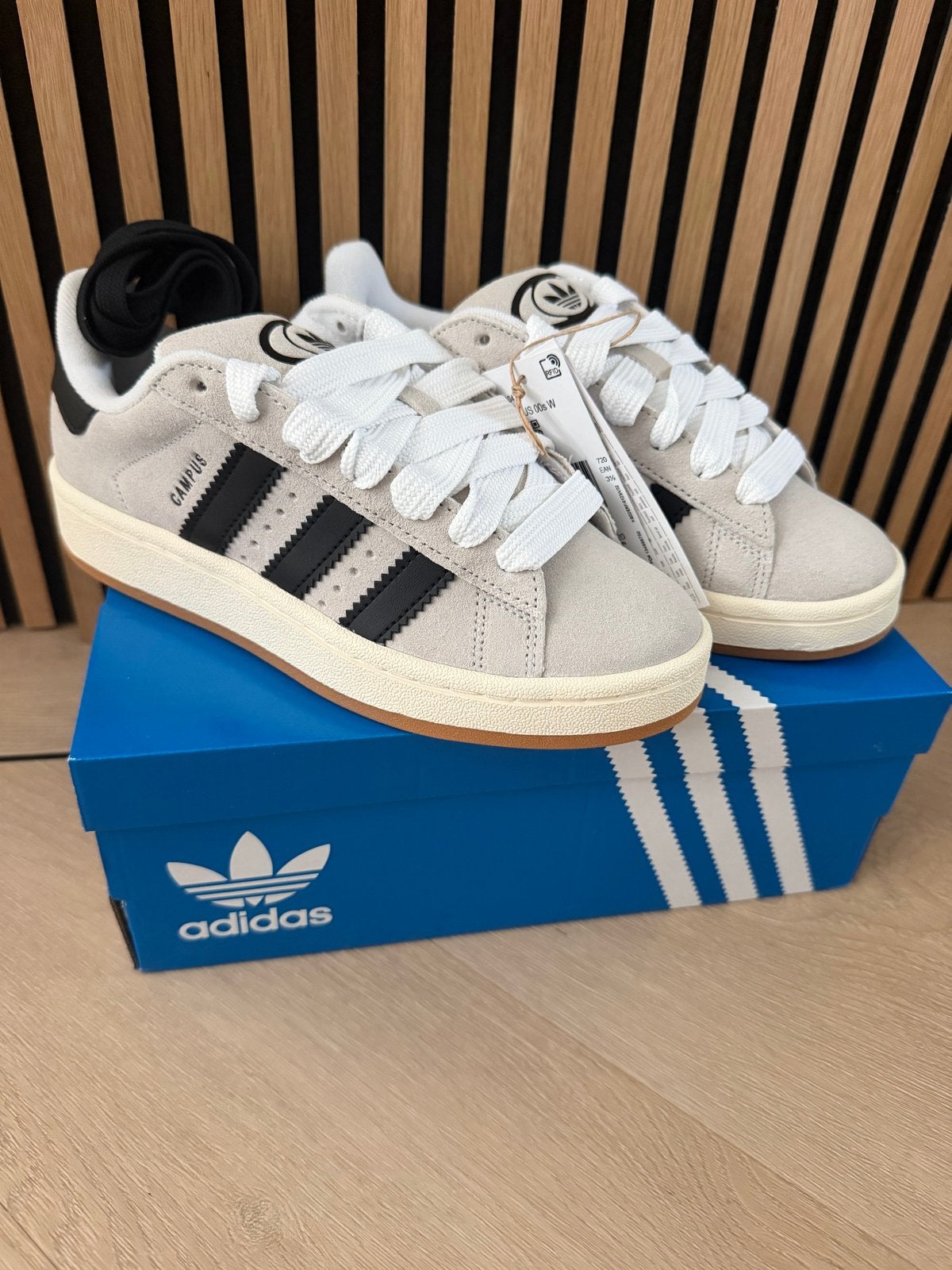 Adidas Campus 00s - Nieuw in doos 36, Nieuw, Ophalen of Verzenden, Sneakers of Gympen, Grijs