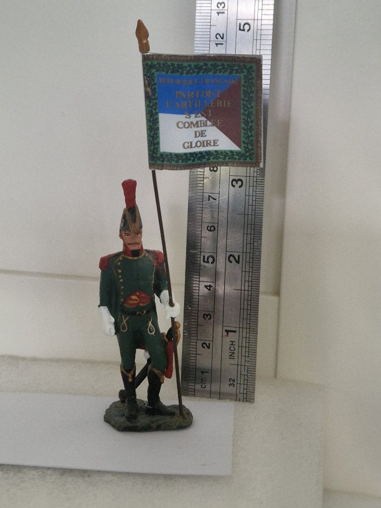 tinnen soldaat (leger Napoleon) met vlag 4, Ophalen of Verzenden, Zo goed als nieuw