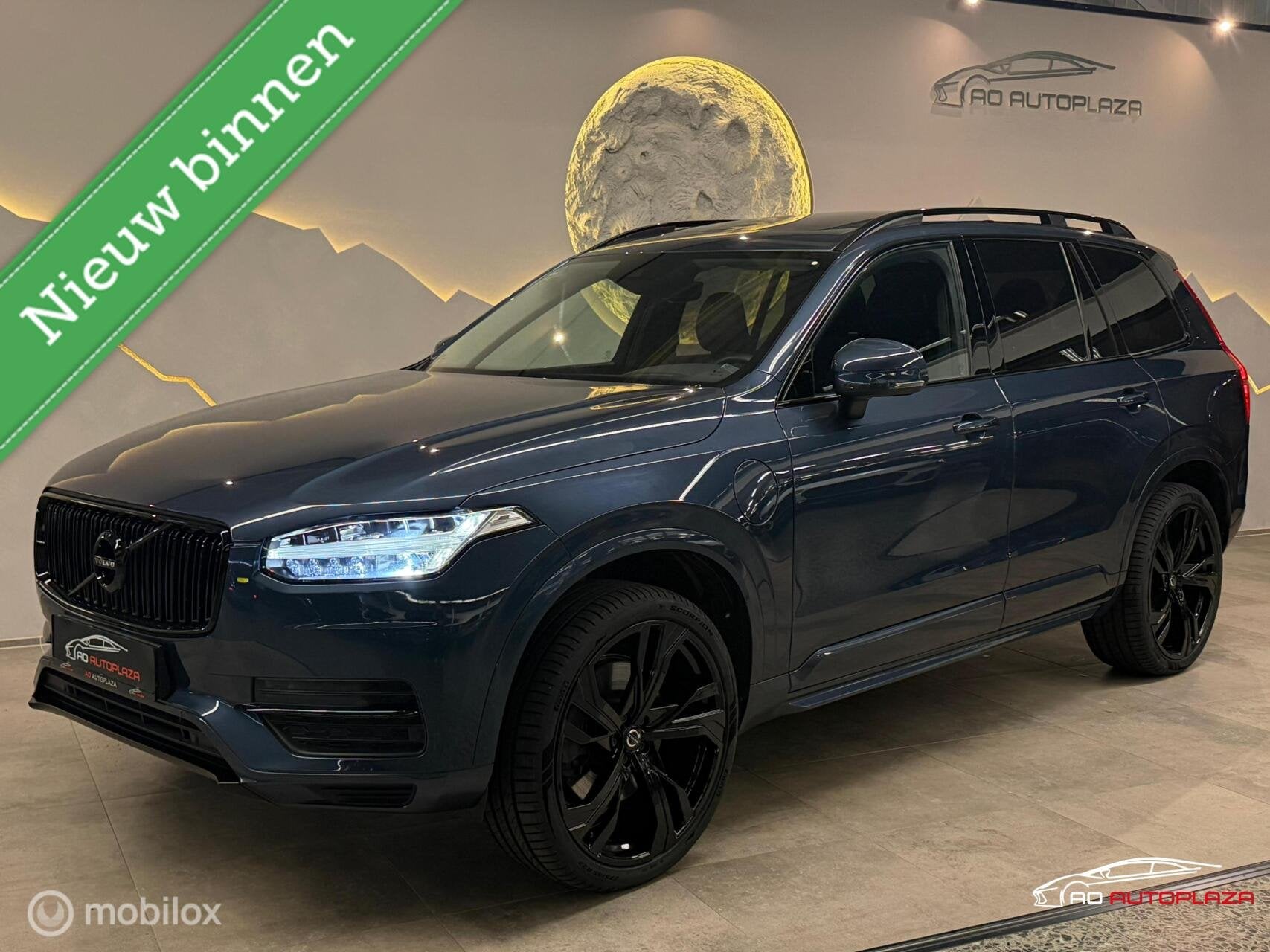 Volvo XC90 2.0 T8 Twin Engine AWD Panorama/Memory/7 persoons, Zwart, 1969 cc, 7 stoelen, Leder