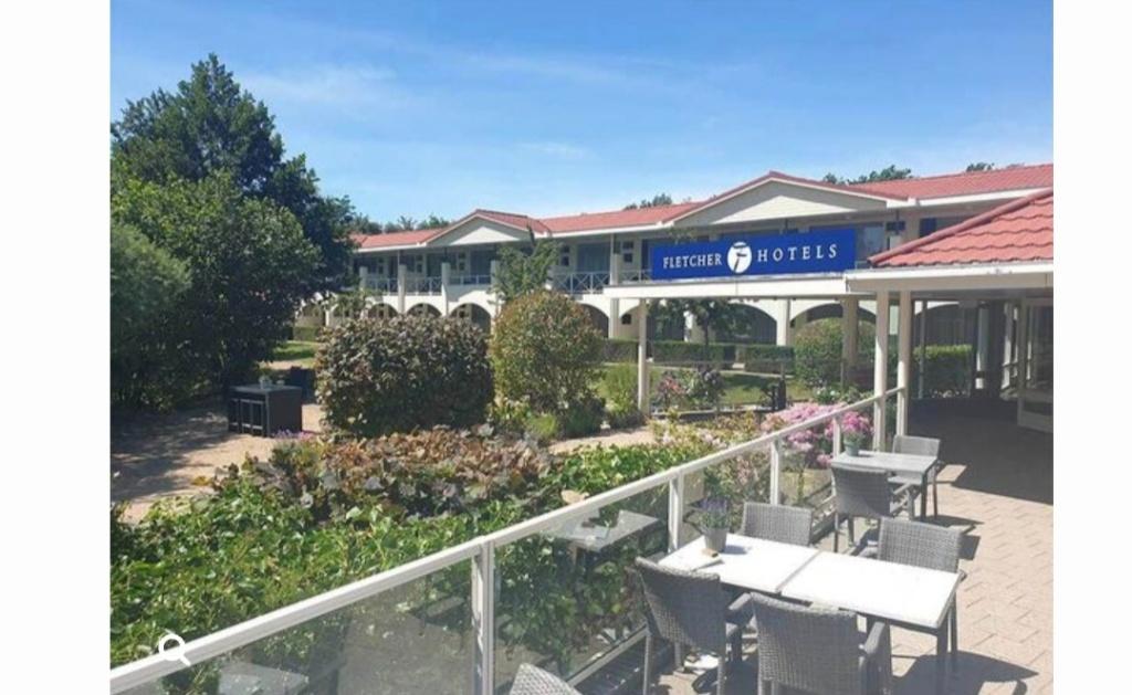 1 overn. 2 pers. Fletcher Strandhotel Renesse zo 31 mei, Twee personen, 1 overnachting