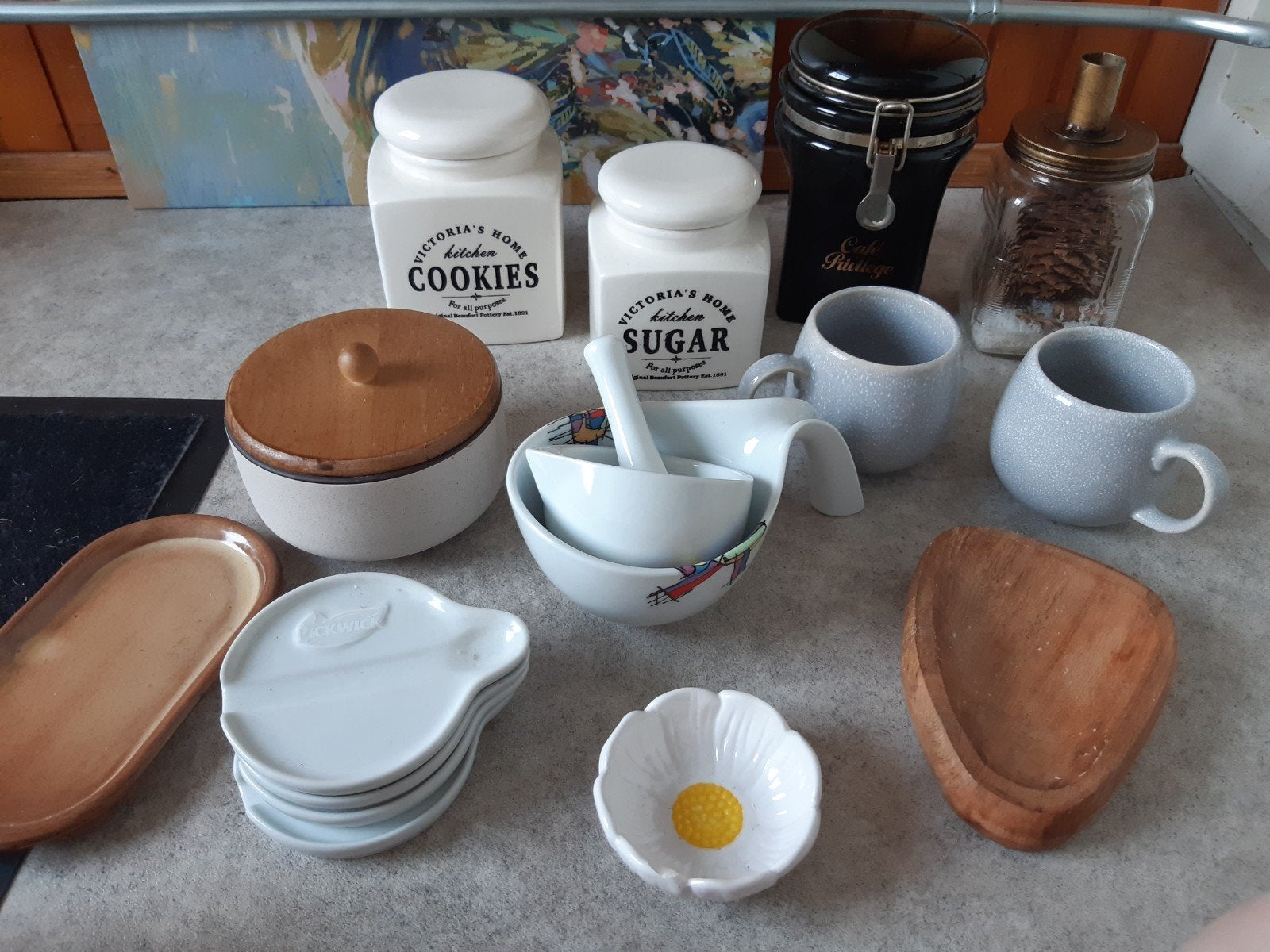 Servies voor keuken spullen, Ophalen