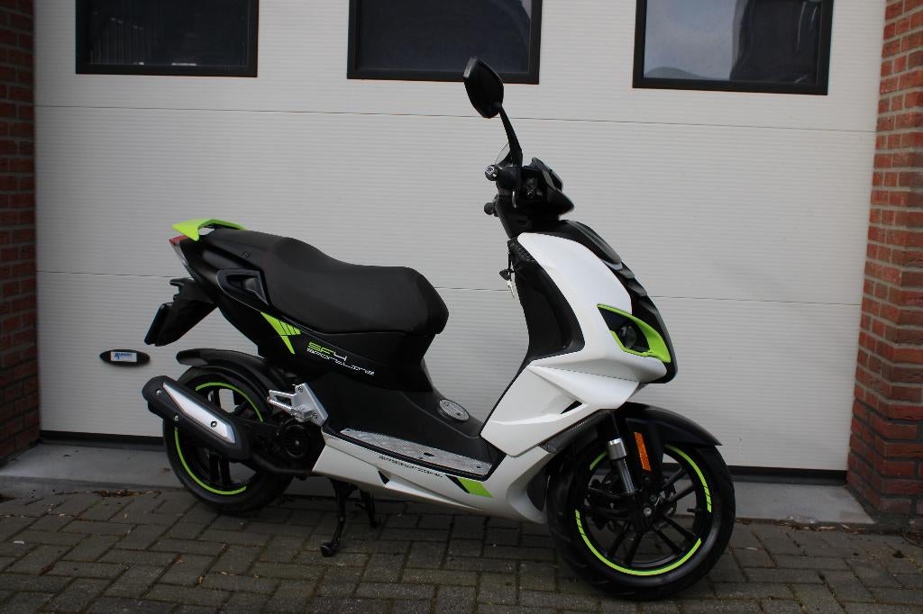 Peugeot Speedfight 4 bromscooter/ BJ2020/7500 km, Fietsen en Brommers, Scooters | Peugeot, Ophalen, Maximaal 45 km/u, Zo goed als nieuw