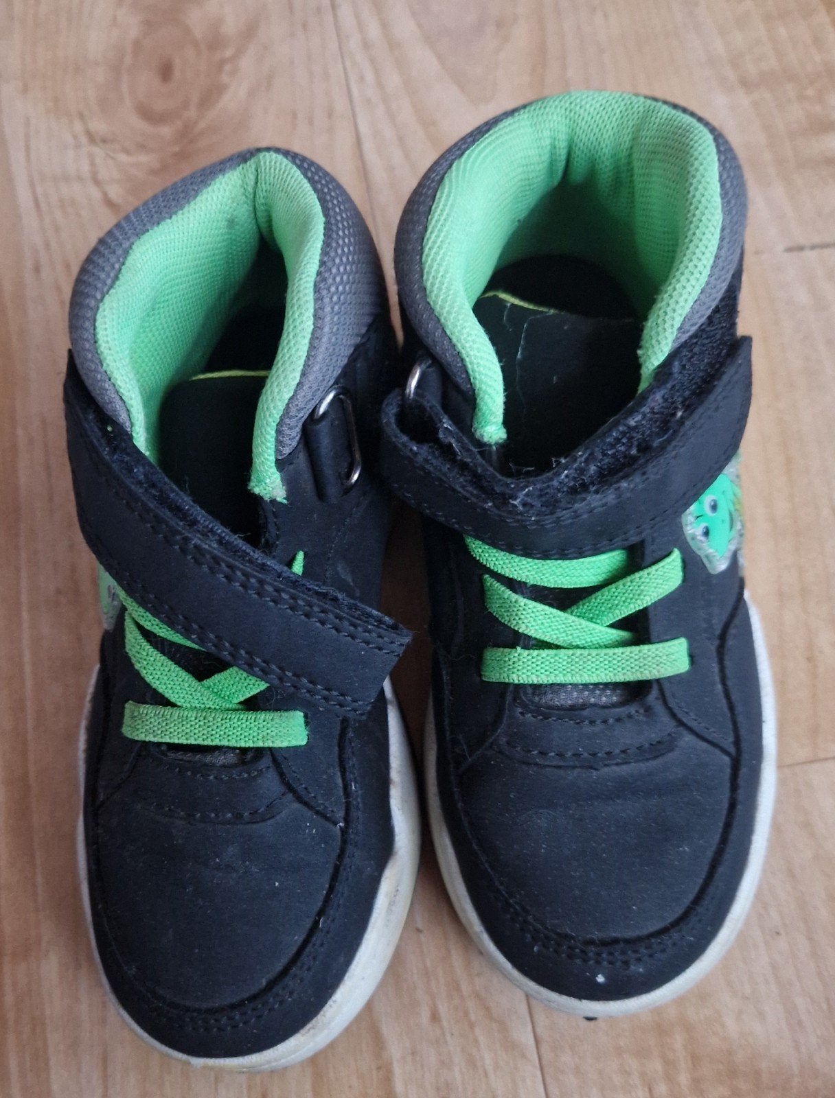 Leuke kinderschoenen met lichtjes (doen het soms nog), Ophalen of Verzenden, Gebruikt, Schoenen