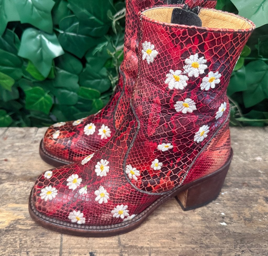 zo goed als nieuw vintage retro blokhak laars maat 36, Sendra, Lage of Enkellaarzen, Ophalen of Verzenden, Zo goed als nieuw