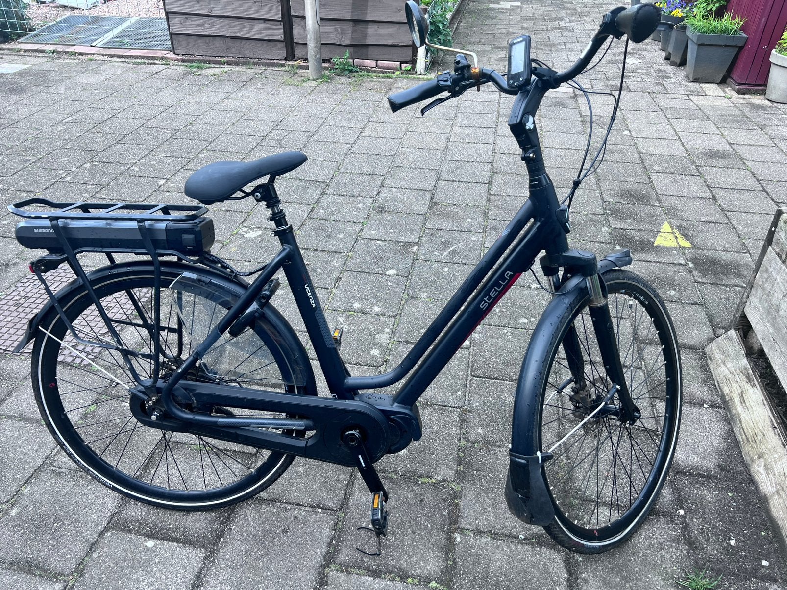 Stella elektrischefiets  splinternieuw Shimano middenmotor, Zo goed als nieuw, 51 tot 55 cm, 50 km per accu of meer, Ophalen