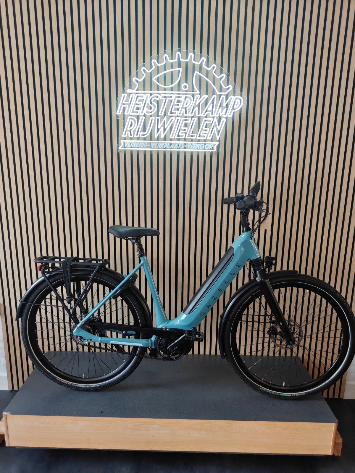 Gazelle Ultimate C5 HMB, slechts 300km! BJ2024, Fietsen en Brommers, Fietsen | Dames | Moederfietsen, Ophalen, 2 zitjes, 53 tot 56 cm