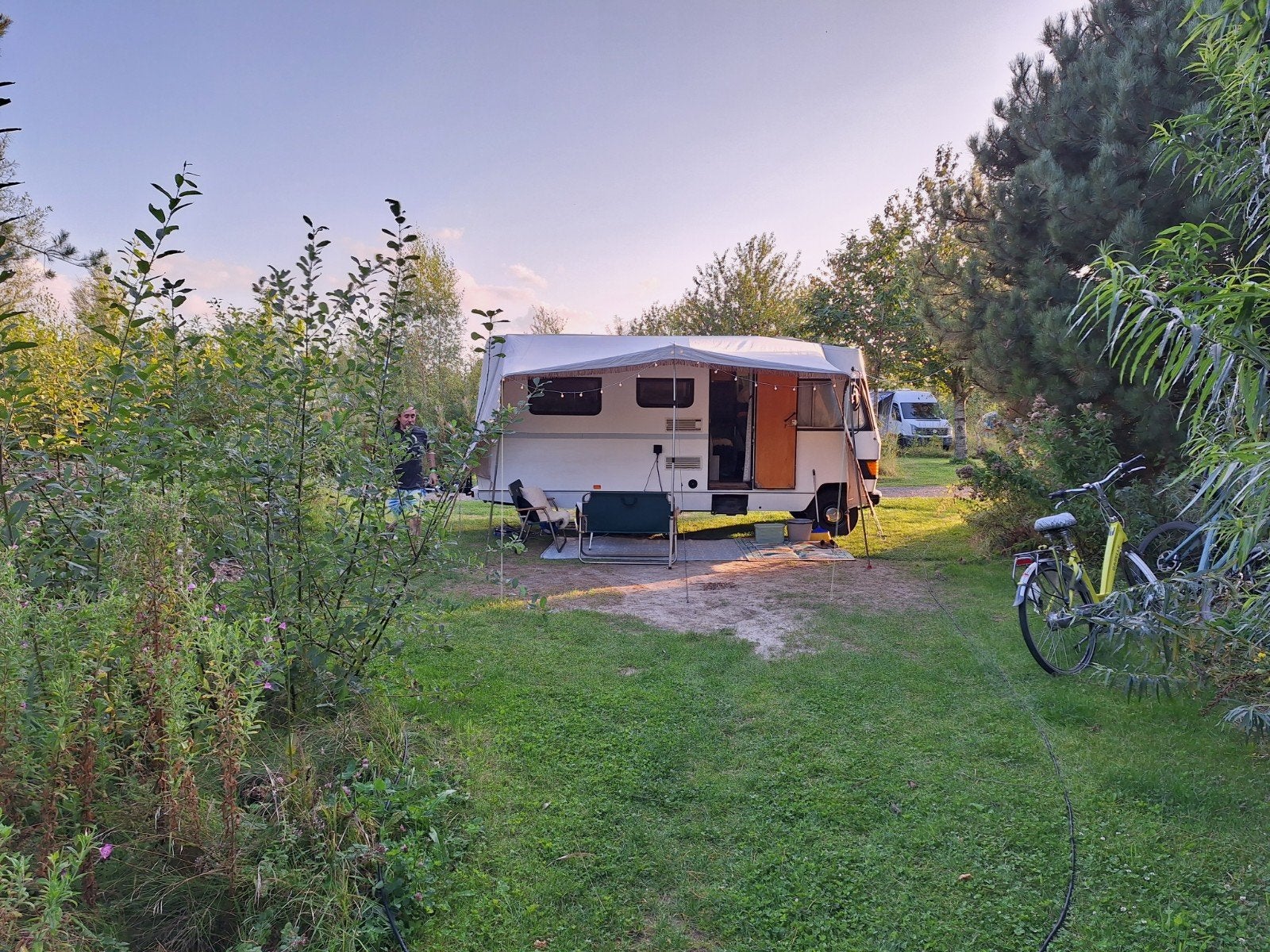 Gezocht: plekje voor onze camper in Garderen of daar vlakbij, Dieren en Toebehoren