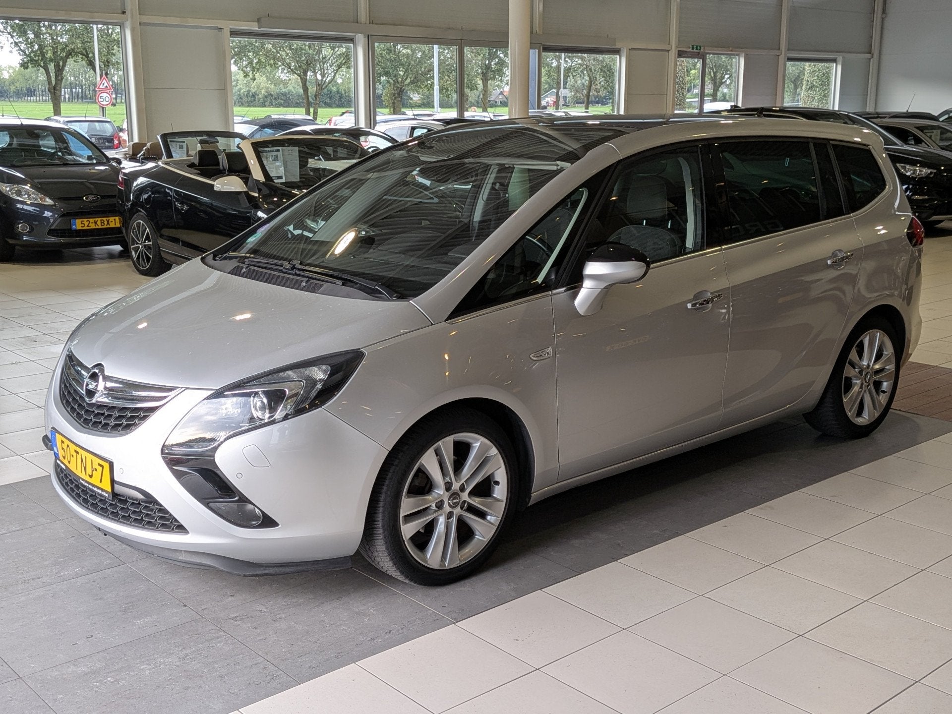 Opel Zafira Tourer 1.4 Cosmo Panoramadak, Airco, Cruise Cont, Euro 5, Stof, Gebruikt, 4 cilinders