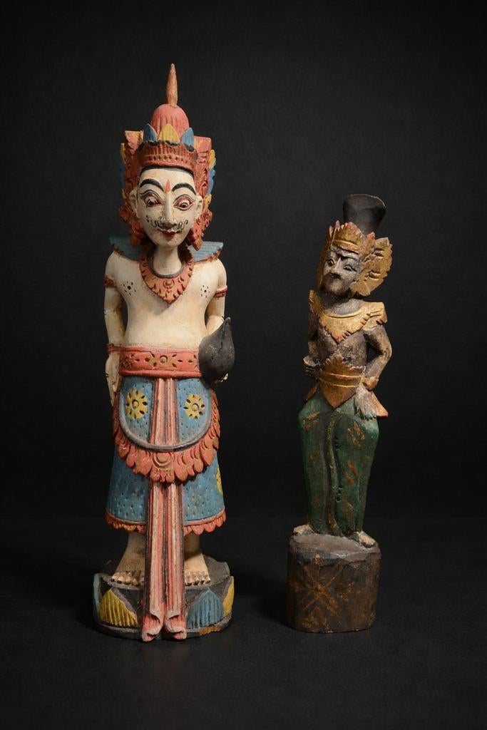 Twee Balinese houtsnijwerken polychroom, Ophalen of Verzenden