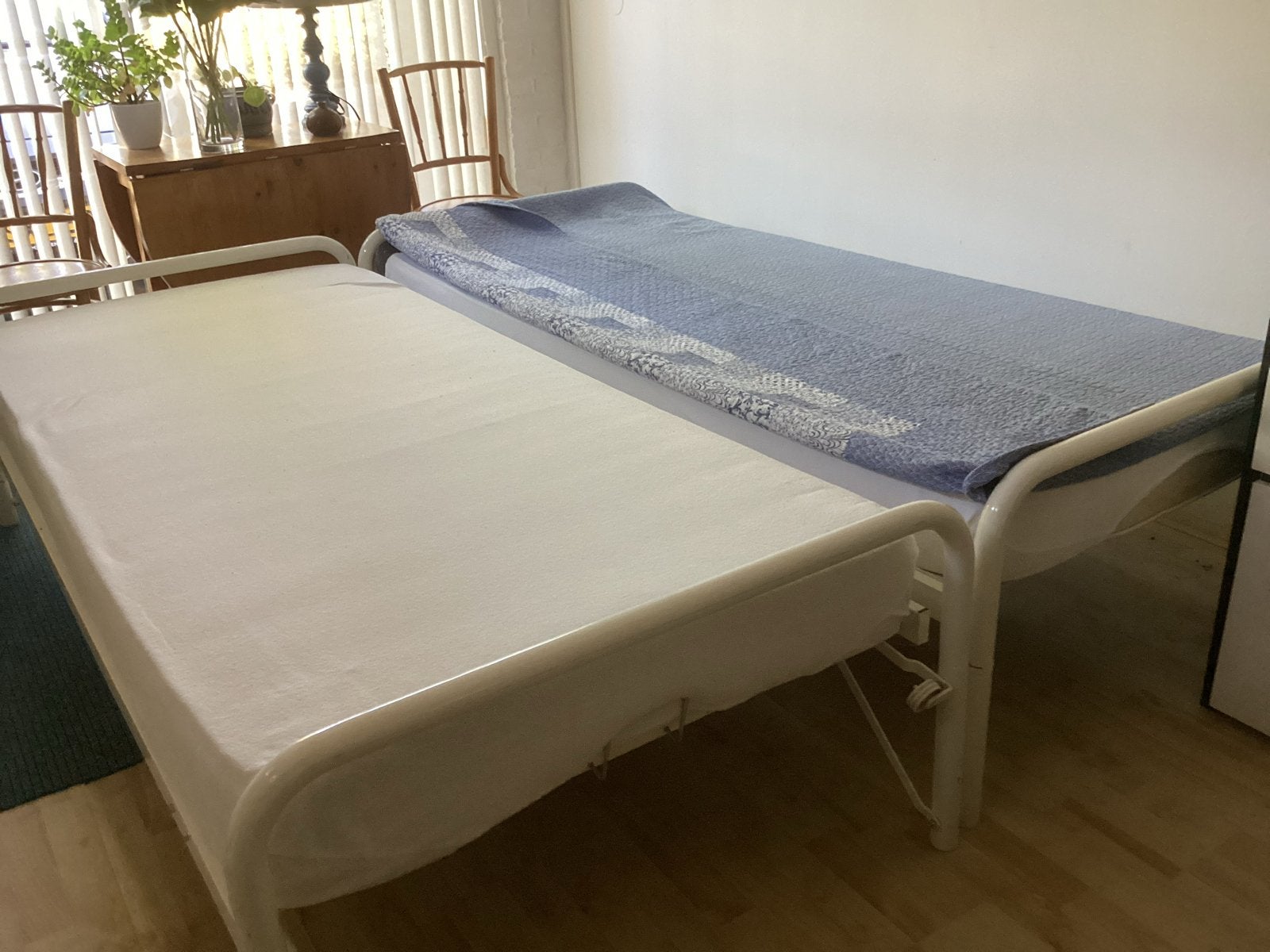 Onderschuifbed 90x200cm met matrassen en dekkleed, Verstelbaar, 90 cm, Wit, Tweepersoons