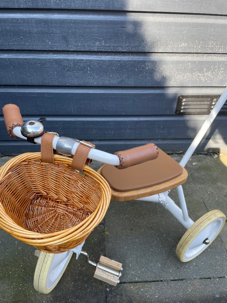 Banwood driewieler met duwstang kinderfietsje, Ophalen, Terugtraprem, Banwood, Zo goed als nieuw