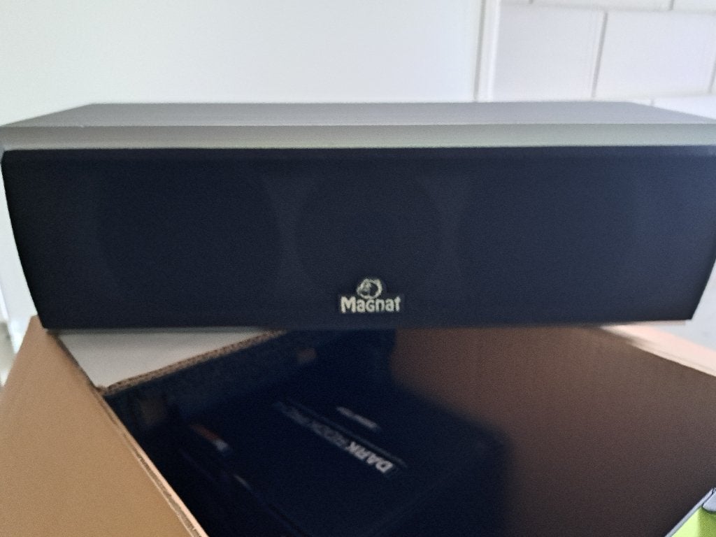 center speaker, Ophalen, Magnat, Zo goed als nieuw, 60 tot 120 watt