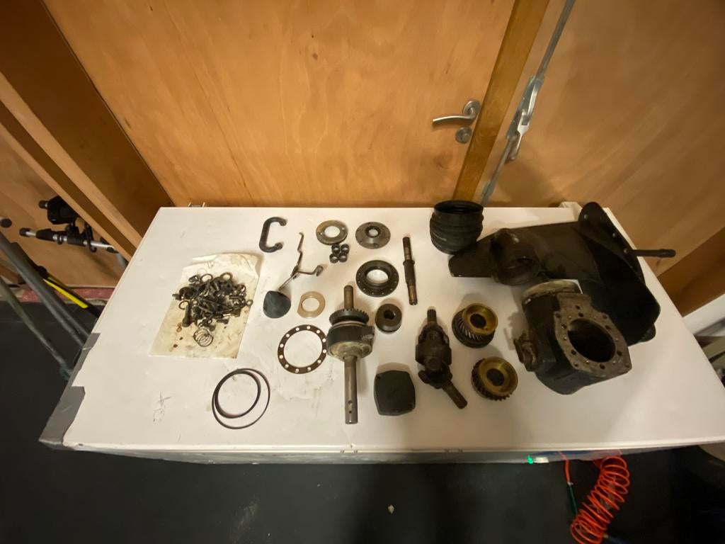 Volvo penta staartstuk aq100 onderdelen, Watersport en Boten, Ophalen of Verzenden, Gebruikt, Motor en Techniek, Motorboot