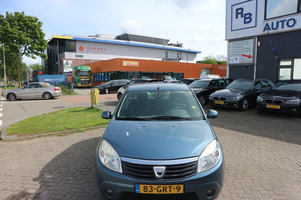 Dacia Sandero 1.4 Lauréate / LEES TEKST / READ TEXT ! ! !, Voorwielaandrijving, 1011 kg, 4 cilinders, Blauw