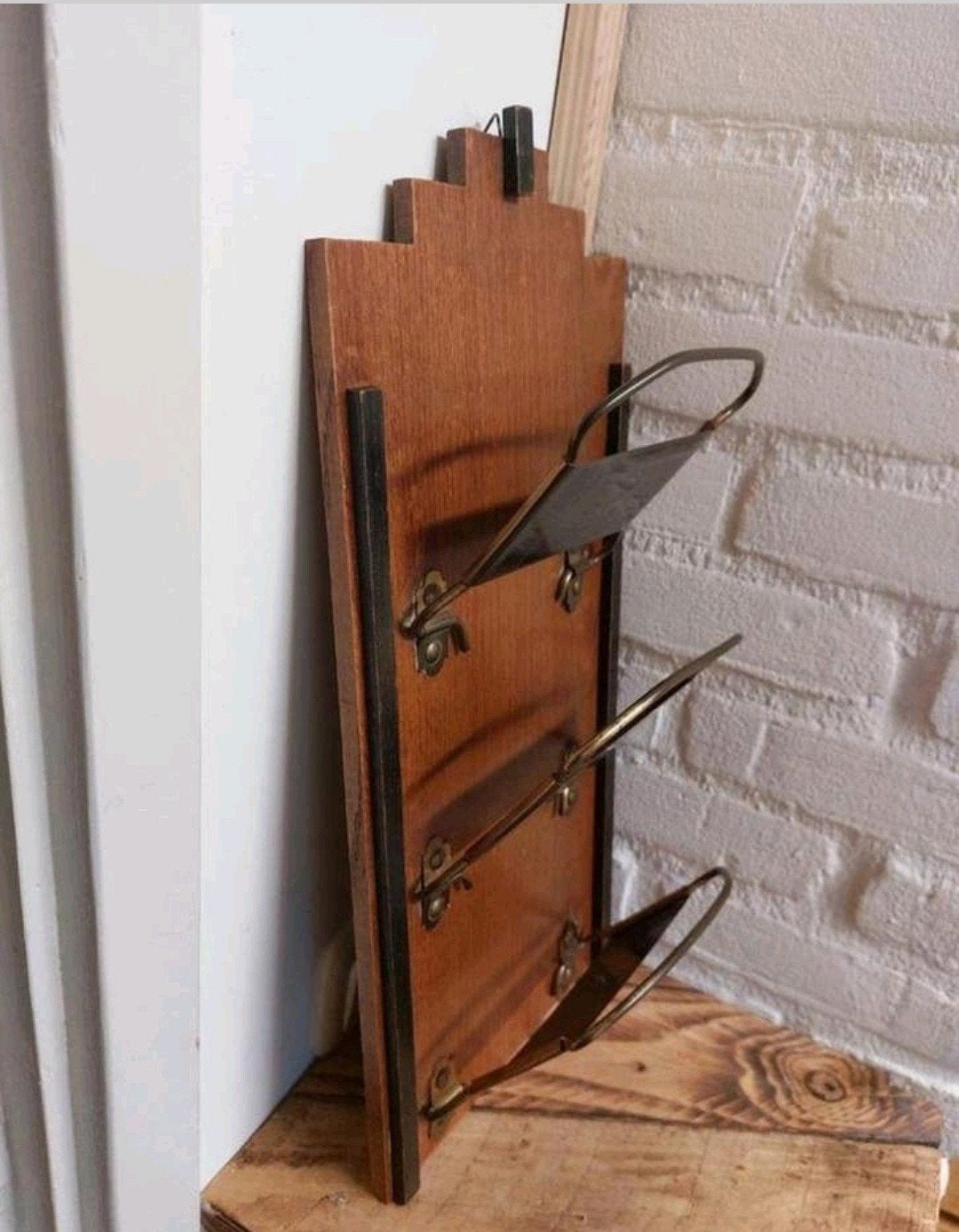 Art deco Jugendstil ? krantenhouder post tijdschriften
Krant, Gebruikt, Art deco, Ophalen of Verzenden, Wandmontage
