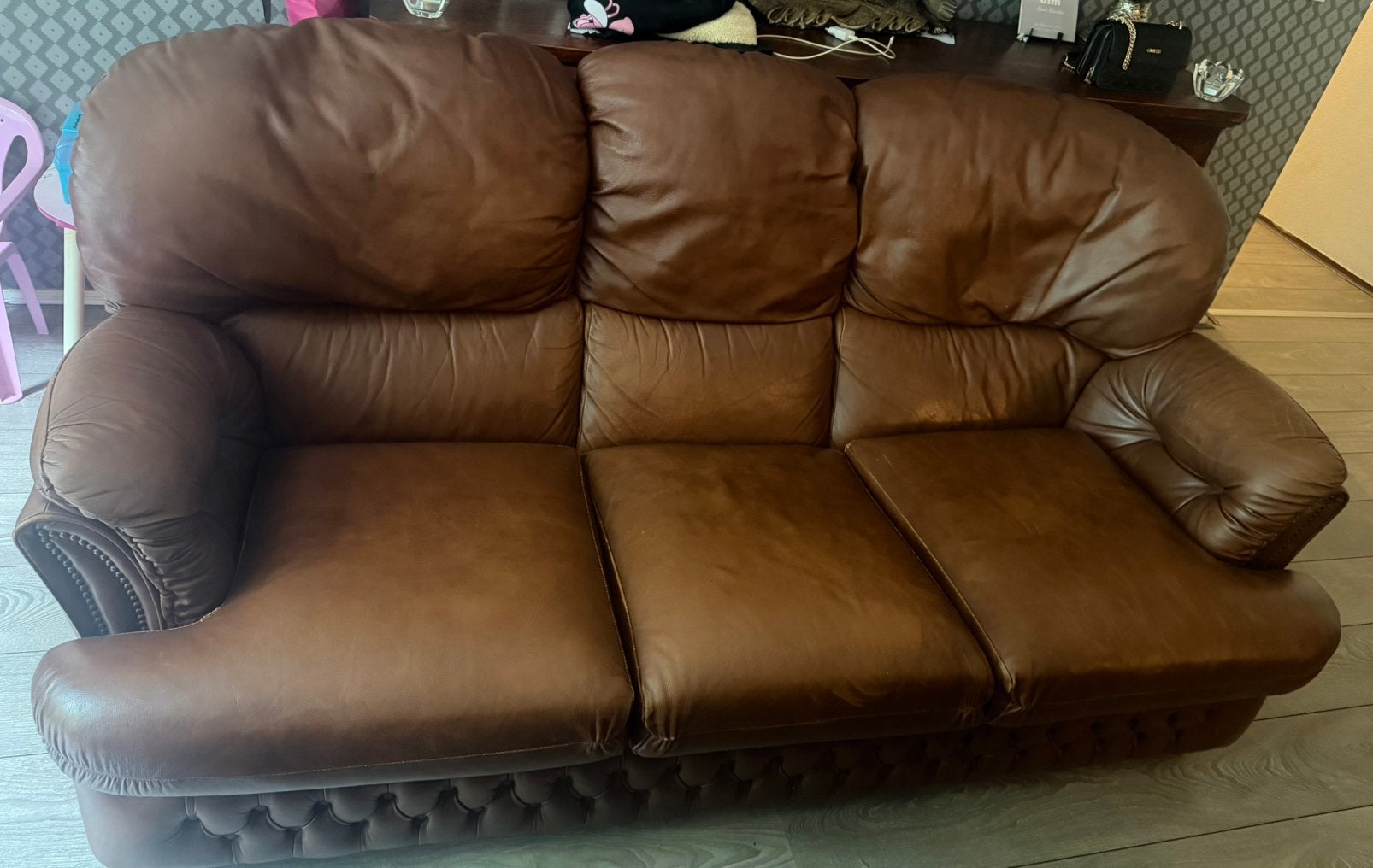 chesterfield bank en stoel, Ophalen, Gebruikt, Tweepersoons, 75 tot 100 cm