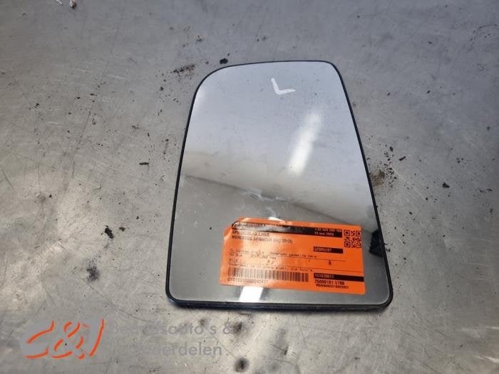 Spiegelglas links van een Mercedes Sprinter, Auto-onderdelen, Spiegels, Gebruikt, -, Ophalen of Verzenden, -