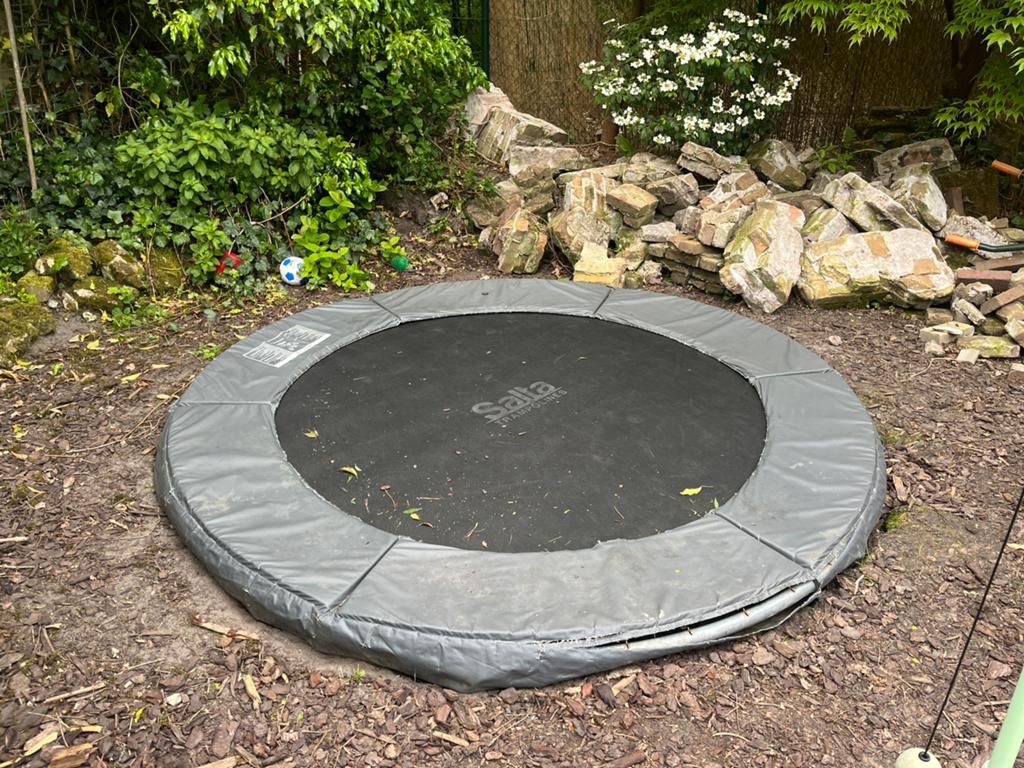 Trampoline 2,5 meter, Ophalen, Gebruikt